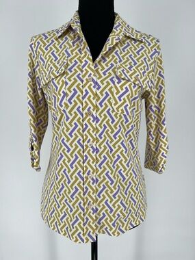 J. McLaughlin Olive & Lavender Geometric Button-Front Shirt